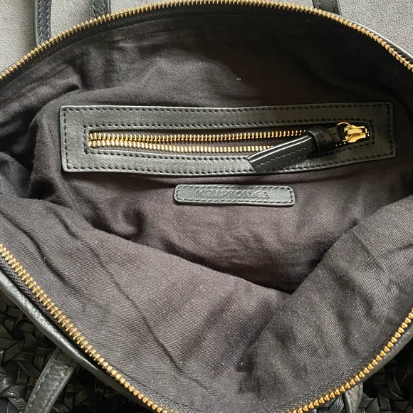 Kempton & Co Basket Weave Leather Crossbody - Picture 5 of 9